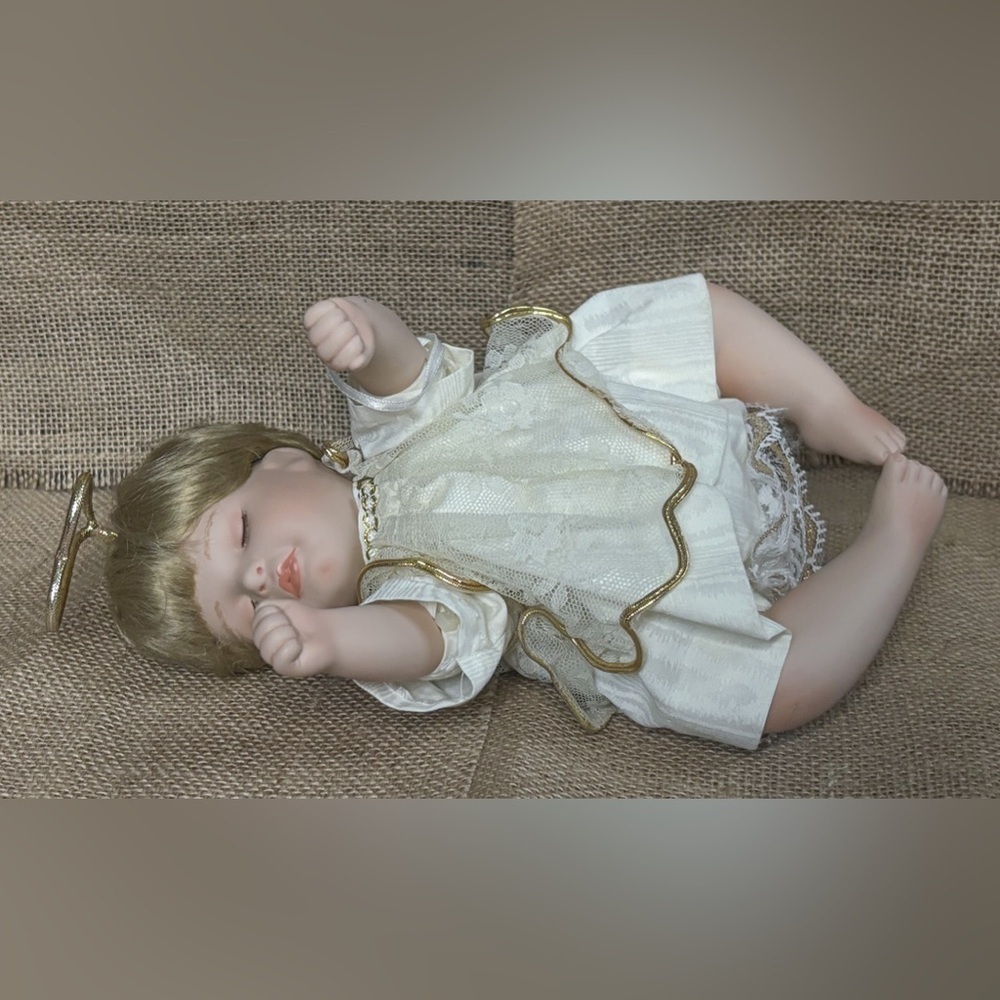 Vintage Hamilton Collection Now I Lay Me Down To Sleep Porcelain Baby Doll